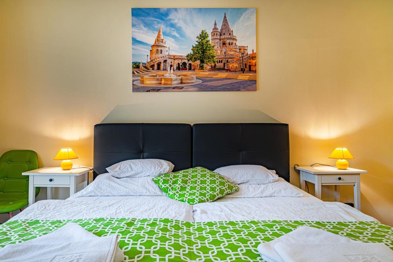 Hotel Bobbio Budapest Eksteriør bilde