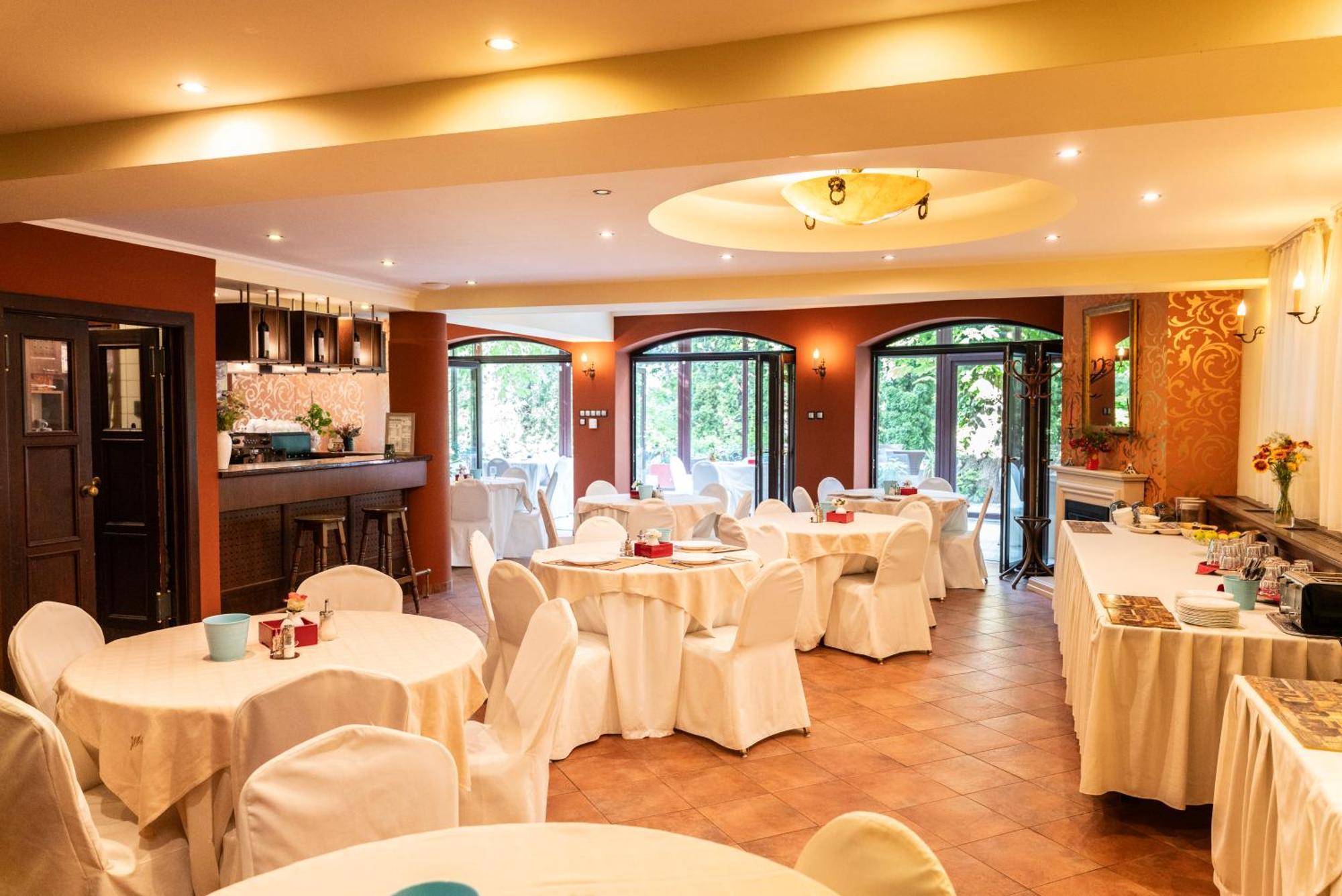 Hotel Bobbio Budapest Eksteriør bilde