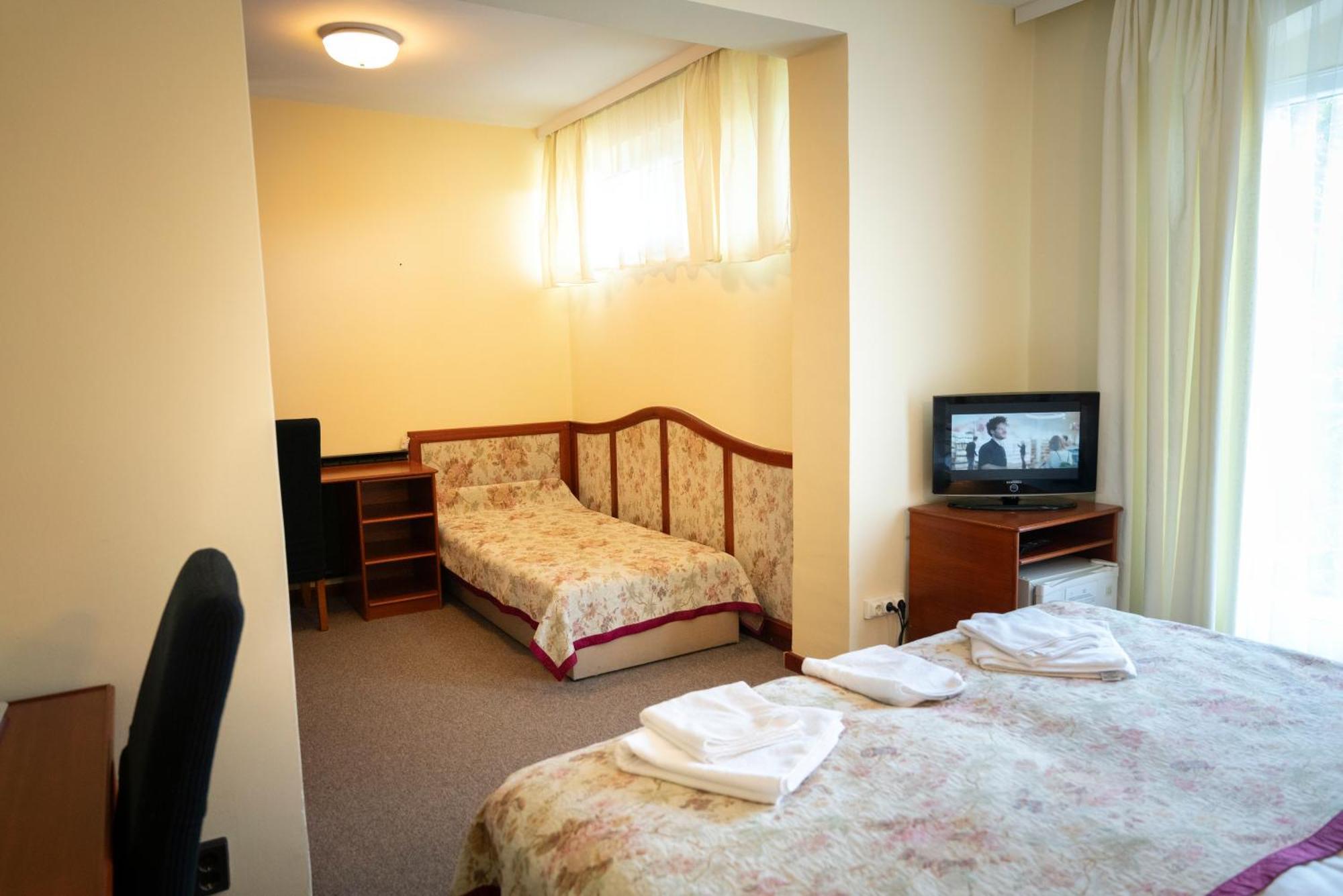 Hotel Bobbio Budapest Eksteriør bilde