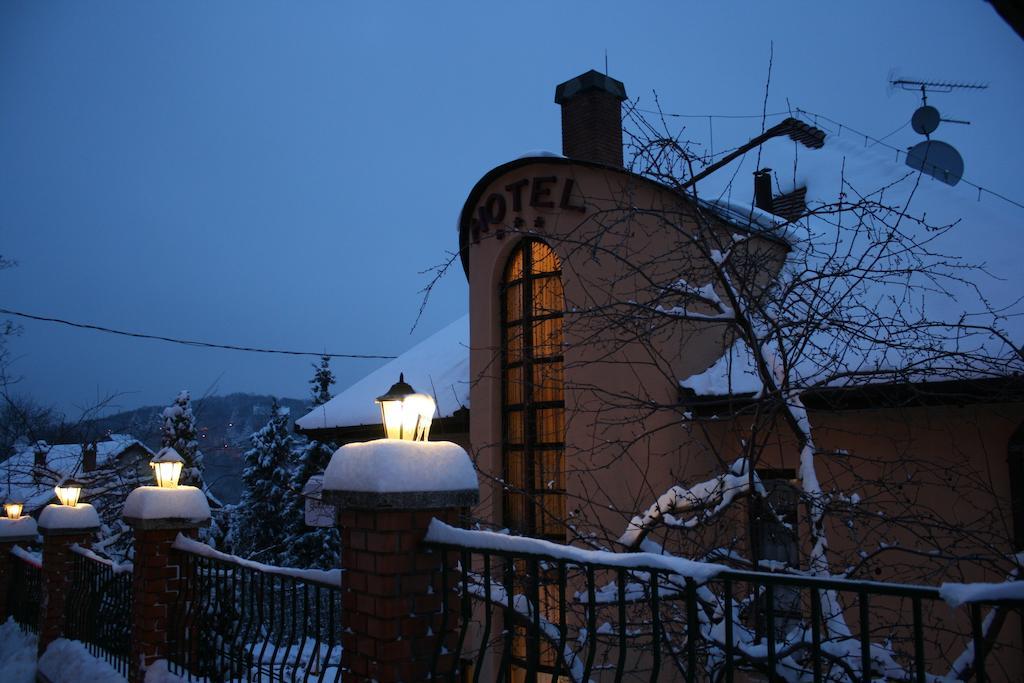 Hotel Bobbio Budapest Eksteriør bilde