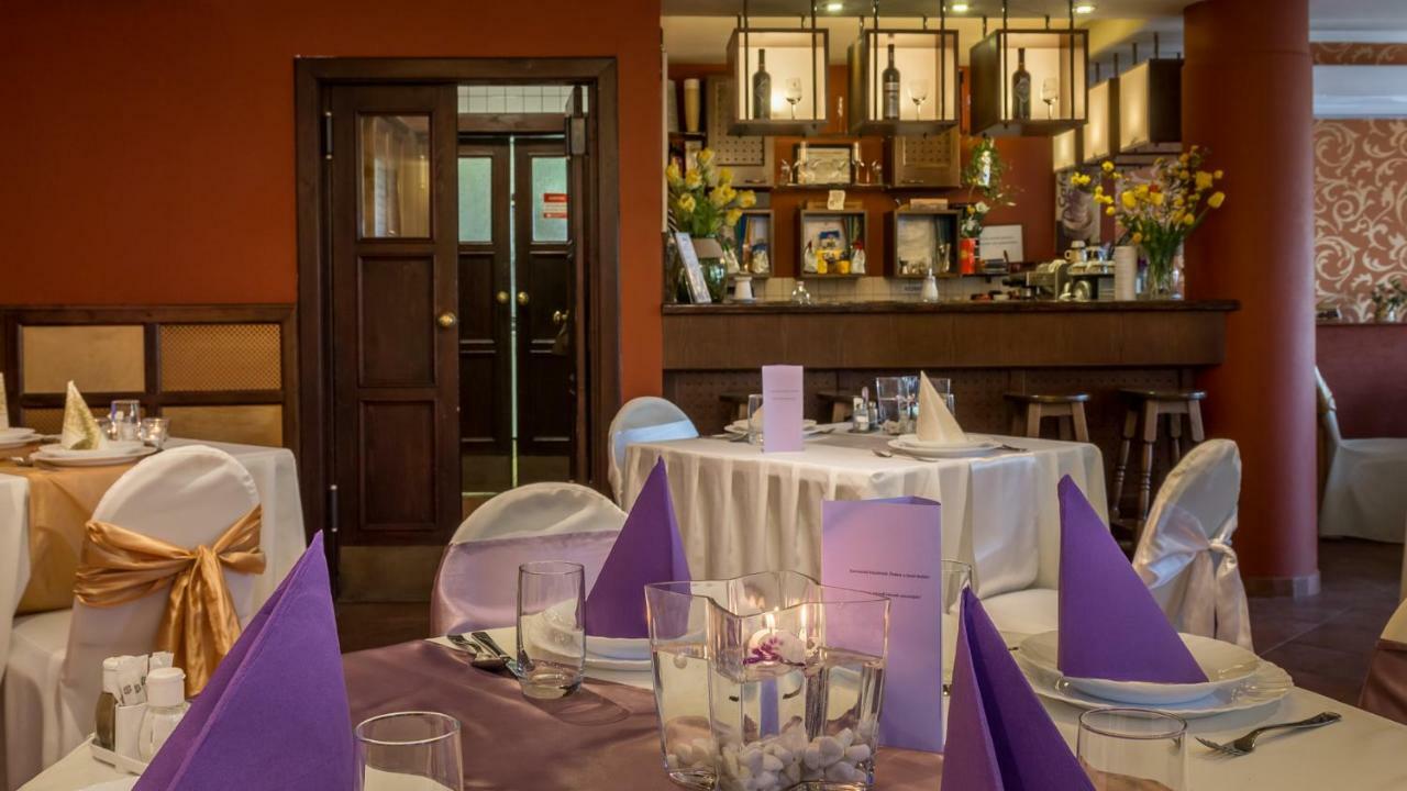 Hotel Bobbio Budapest Eksteriør bilde