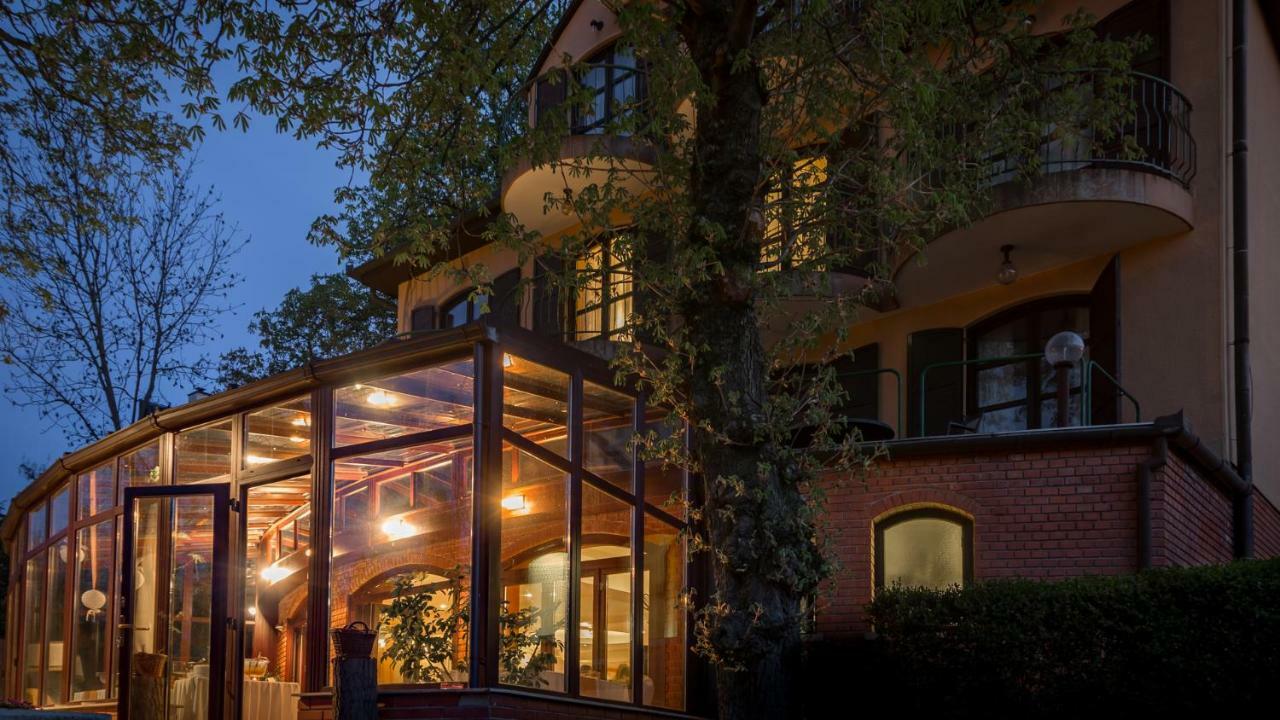 Hotel Bobbio Budapest Eksteriør bilde